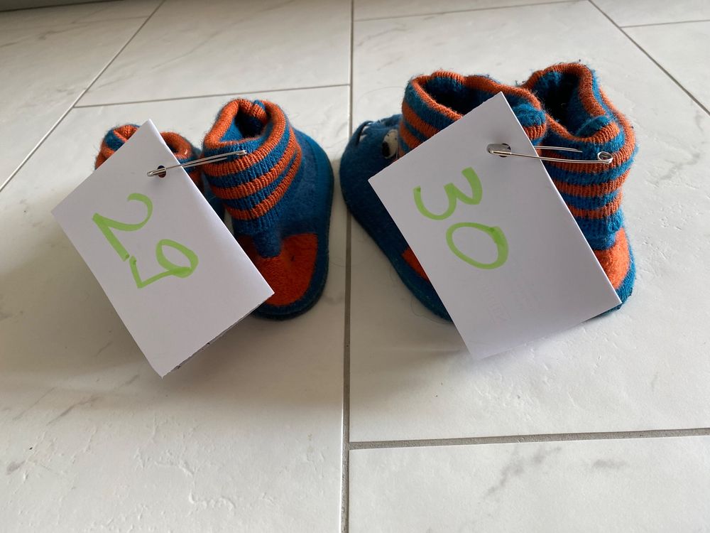 Chaussures garçon: Hüttenfinken in Grösse 29 und 30 – D'occasion à Wagen par 20Ricola18 1