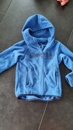 Bergans Fleece Jacke mit Kapuze, hellblau, Grösse 122