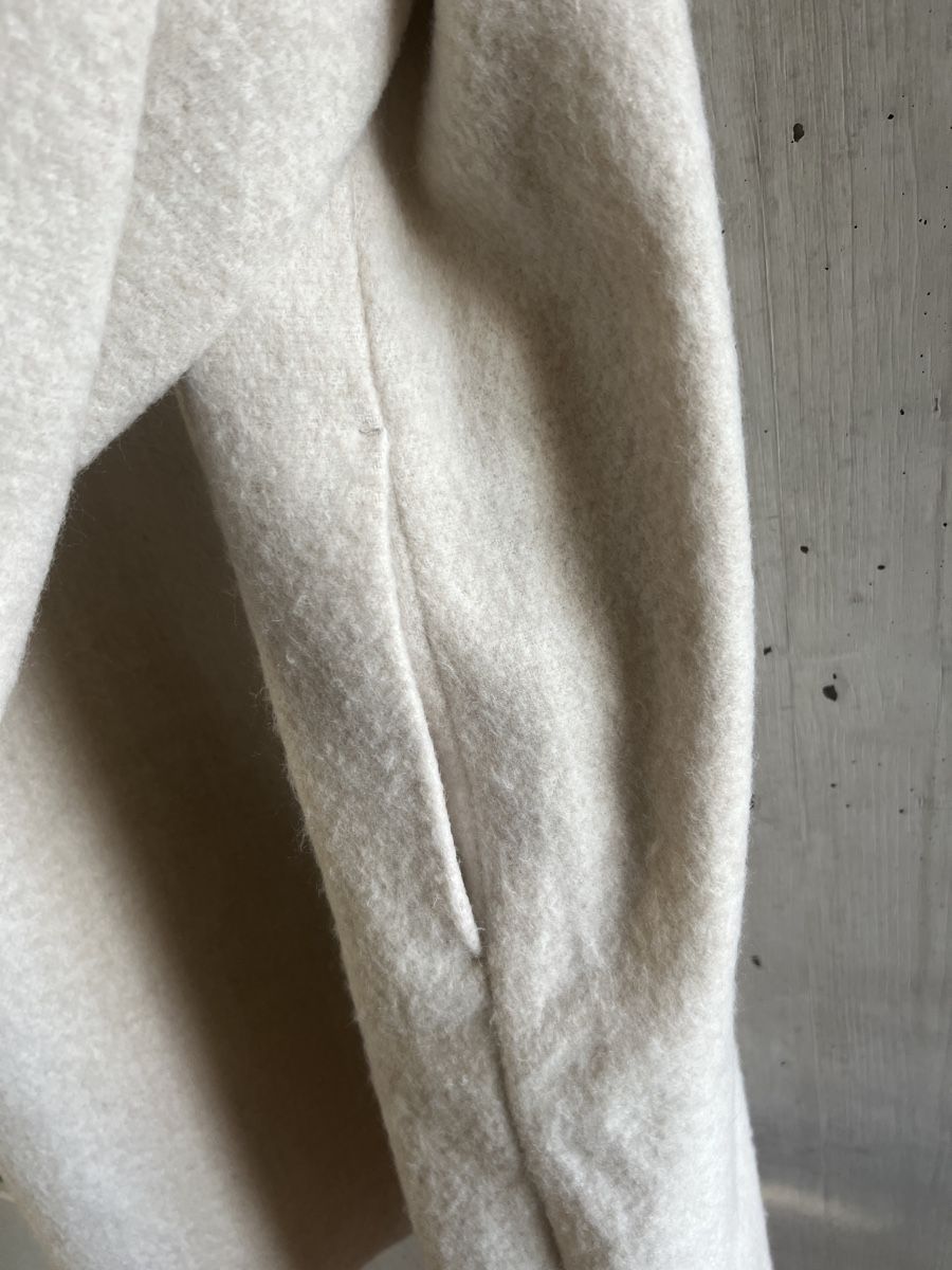 H&M Cappotti: H&M Cream Coat XXL – Nuovo (secondo la descrizione) da Zürich venduto da Soudeh_Alice 6