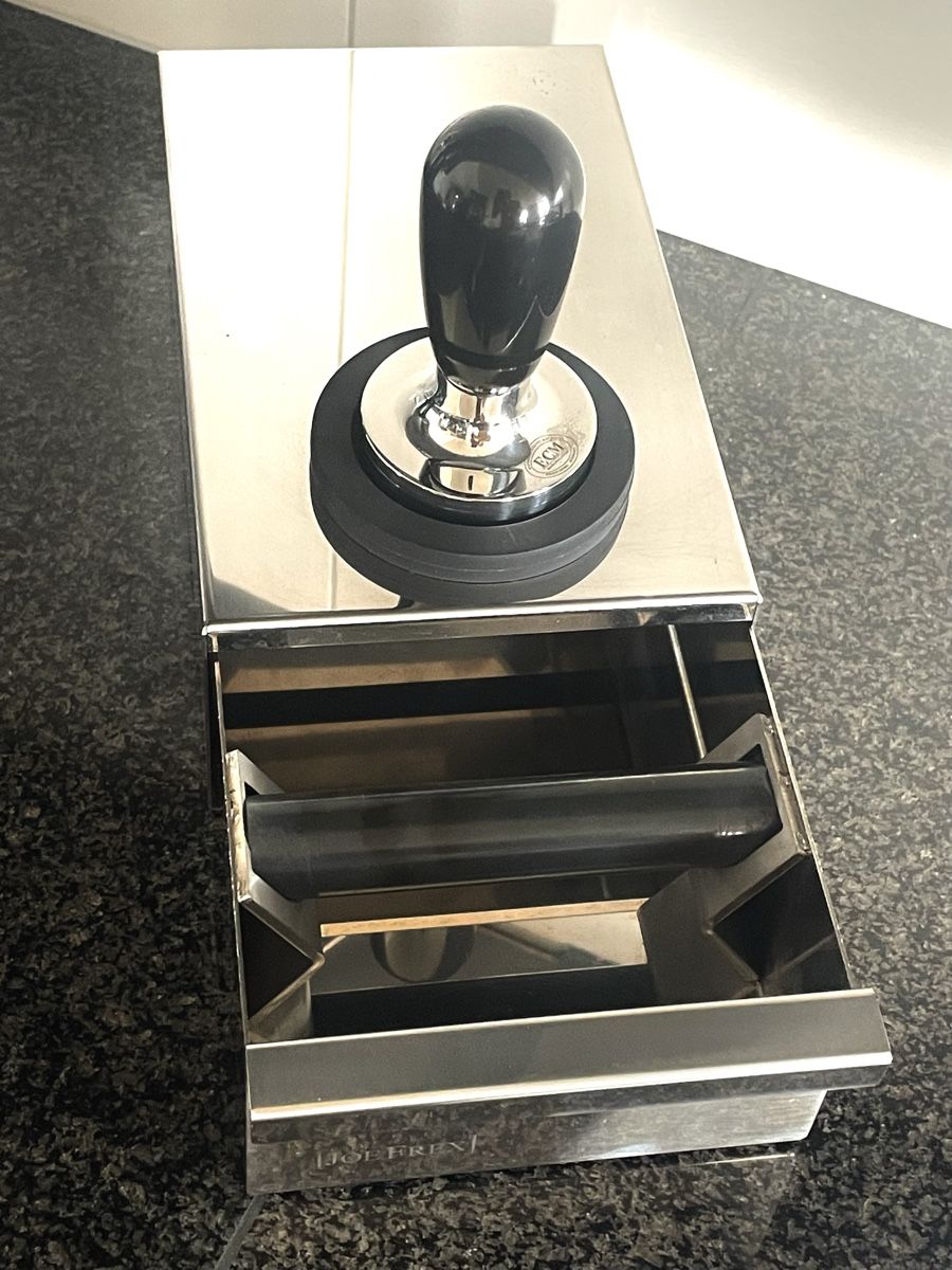 ECM Manufacture Machines à café & Machines à expresso: Espressomaschine ECM Technika Rota mit Eureka Mignon Mühle – D'occasion à Berg TG par jaccobi 5