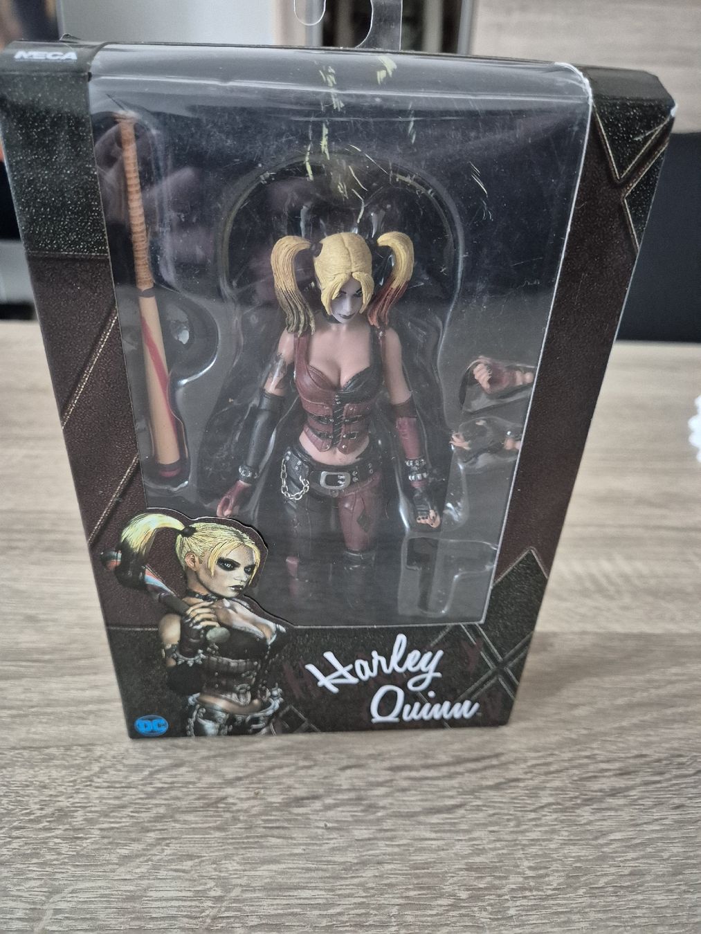 Statuette: Figurine Harley Quinn DC Comics - Edition Collector limitée – Nuovo (secondo la descrizione) da La Chaux-de-Fonds venduto da joa_5yfy 4