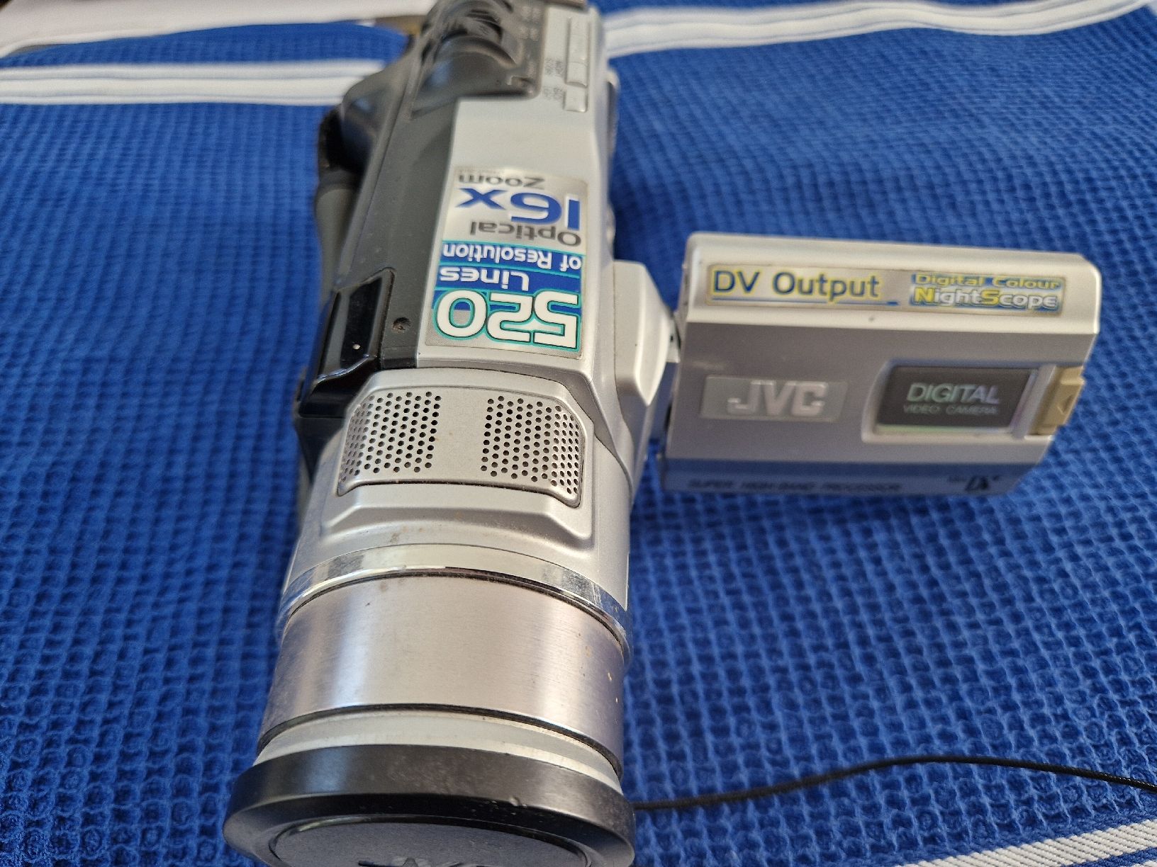 JVC Camcorder: JVC 520 16X Zoom – Gebraucht aus Bellach von Freddie3 2