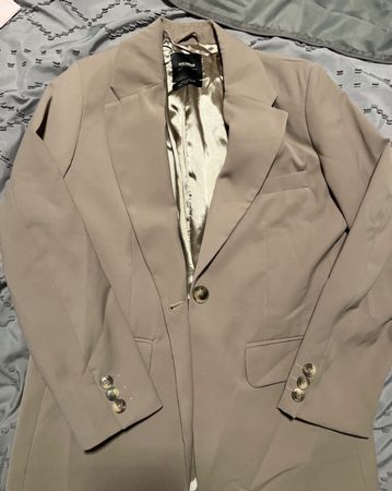 Blazer Pull&Bear beige einreihig Grösse M guter Zustand
