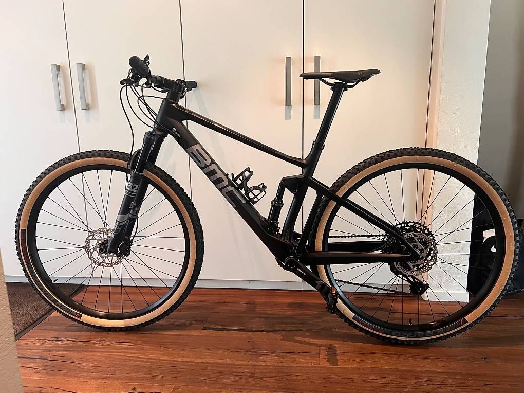 Biciclette: BMC FOURSTROKE 01 Three cbn gry – Usato da Wagen venduto da Claudia5473