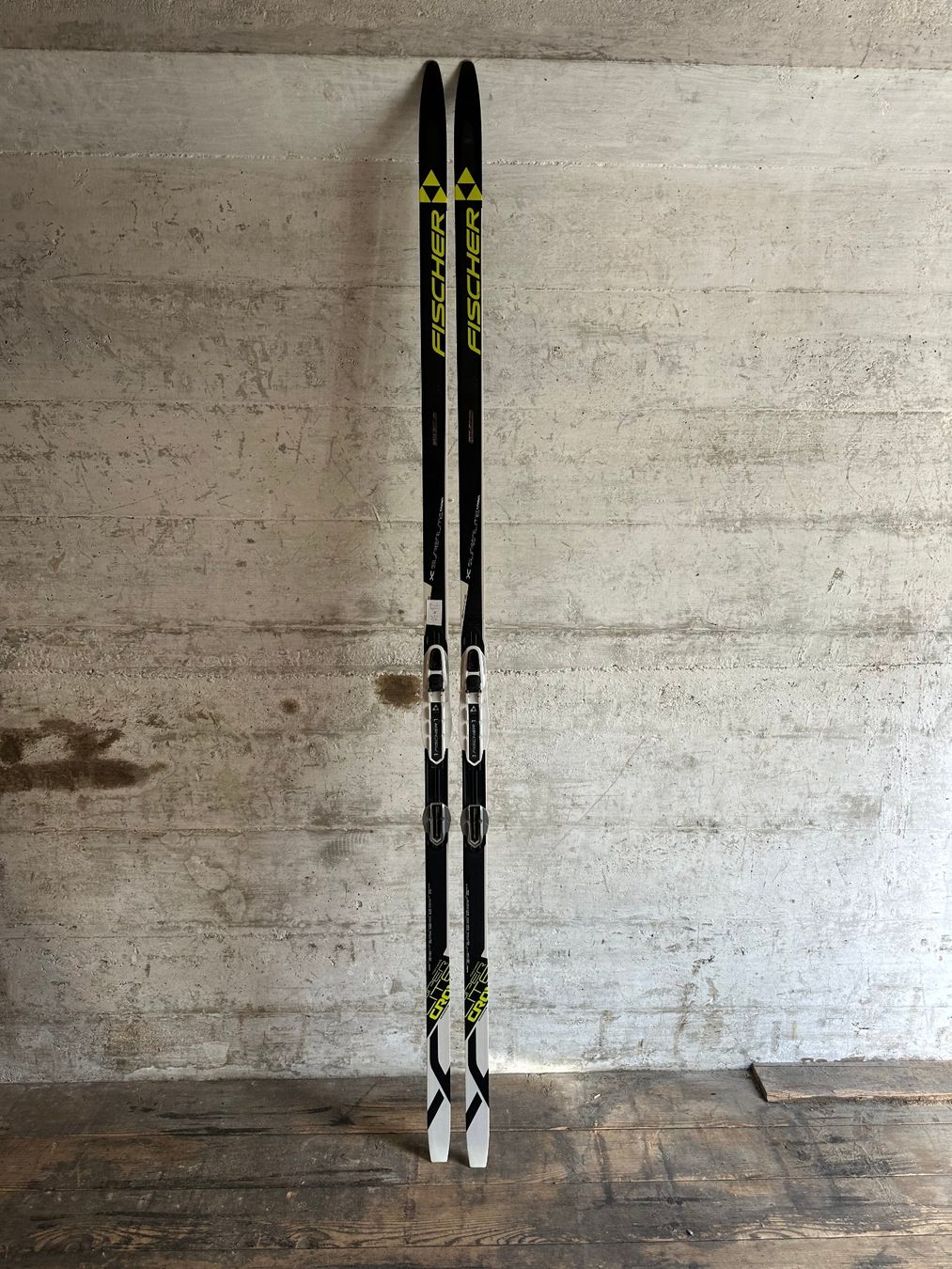 Fischer Skis: Fischer Klassisch Langlaufski 204CM – Gebraucht aus Emmenbrücke von karkarkar