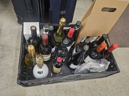 17 Flaschen Wein und Whiskey Lot Konvolut 
