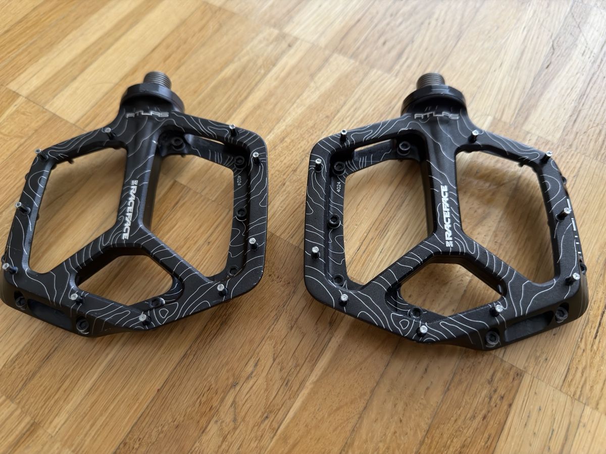Race Face Ersatzteile: Race Face Atlas Pedale – Neu (gemäss Beschreibung) aus Laufen von Tremaex