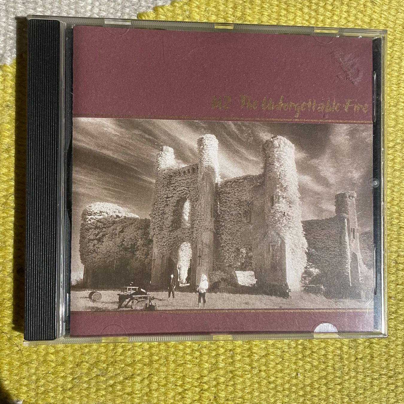 CD: U2-THE UNFORGETTABLE FIRE – Usato da Rorschacherberg venduto da CD-Roli