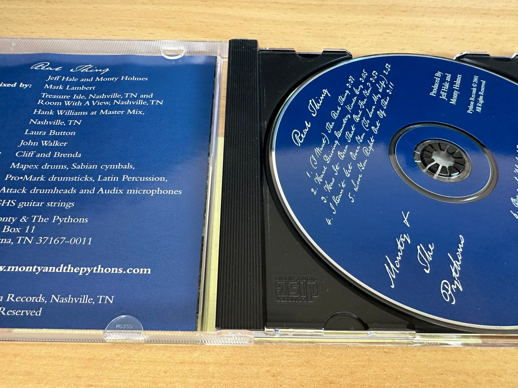 CD: Monty & The Pythons – Real Thing – Usato da Rikon im Tösstal venduto da Alpenmutz 2