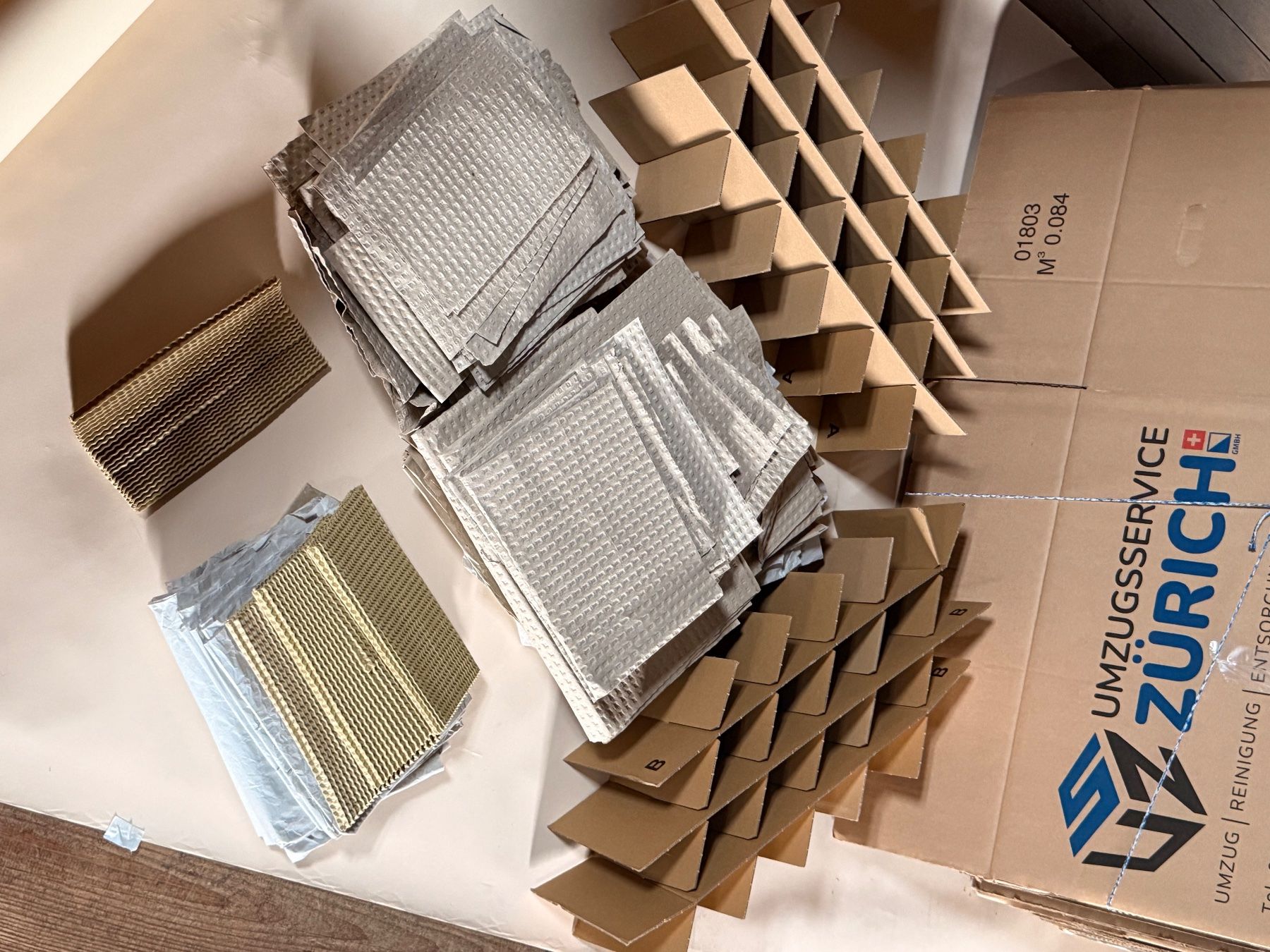 Materiale di riempimento: Packpapier für Umzug – Usato da Zürich venduto da El-Ga