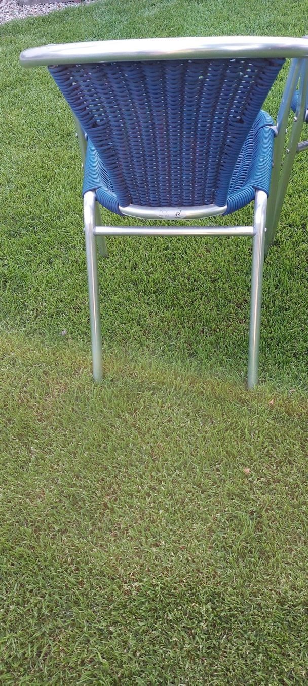 Sedie: 2 blaue Gartenstühle – Usato da Lupfig venduto da Robob2 2