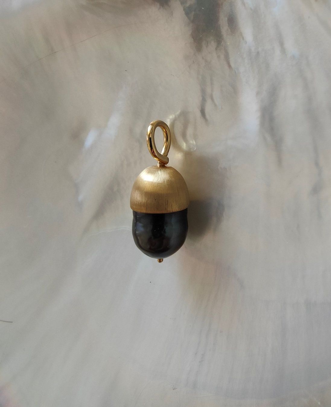 Ciondoli: Tahitiperlenanhänger im Eicheldesign, 18K Gold – Nuovo e nell'imballaggio originale da Rümlang venduto da 21f 1
