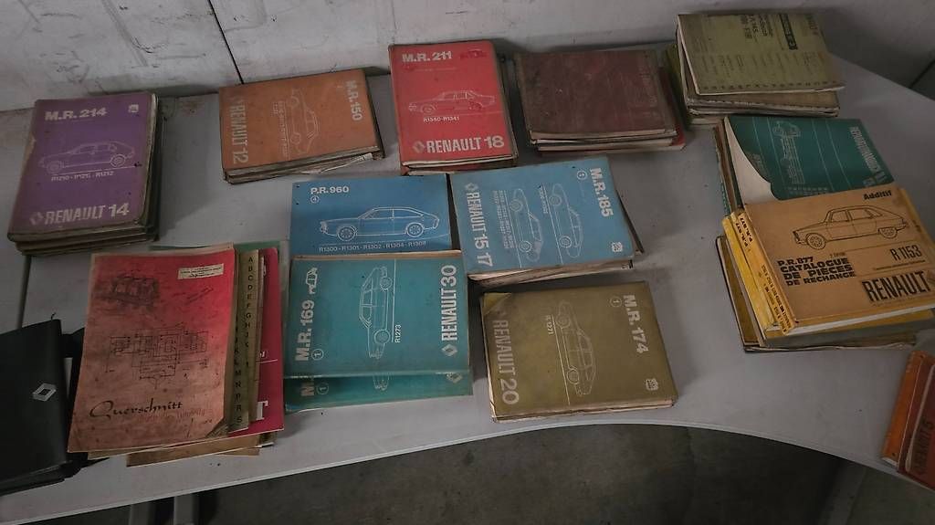 Libri: Renault Werkstattbücher – Usato da Bäriswil BE venduto da aki_77w9 2