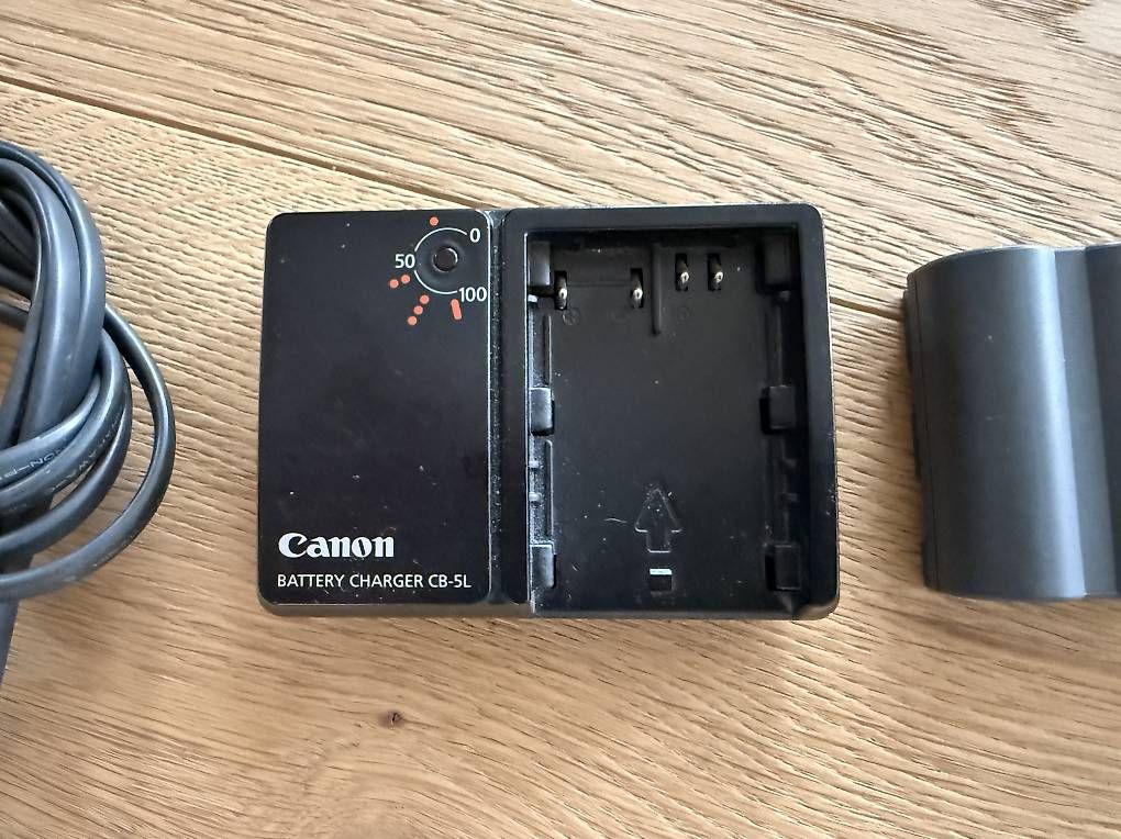 Altri Accessori: Canon Battery Ladegerät CB-5L – Usato da Grenchen venduto da Daume 1