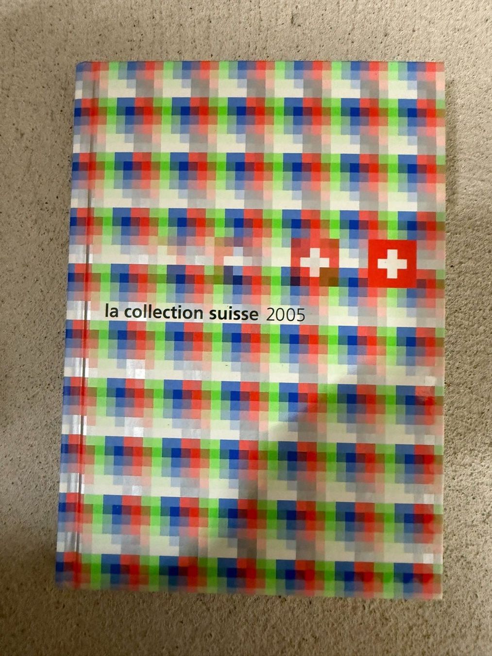 Alle Briefmarken: Jahrbuch der Schweizer Briefmarken 2005 postfrisch – Neu (gemäss Beschreibung) aus St. Gallen von K-C1989