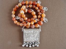 Osmanische Karneol Kette mit Amulett Behälter (Hirz) Silber