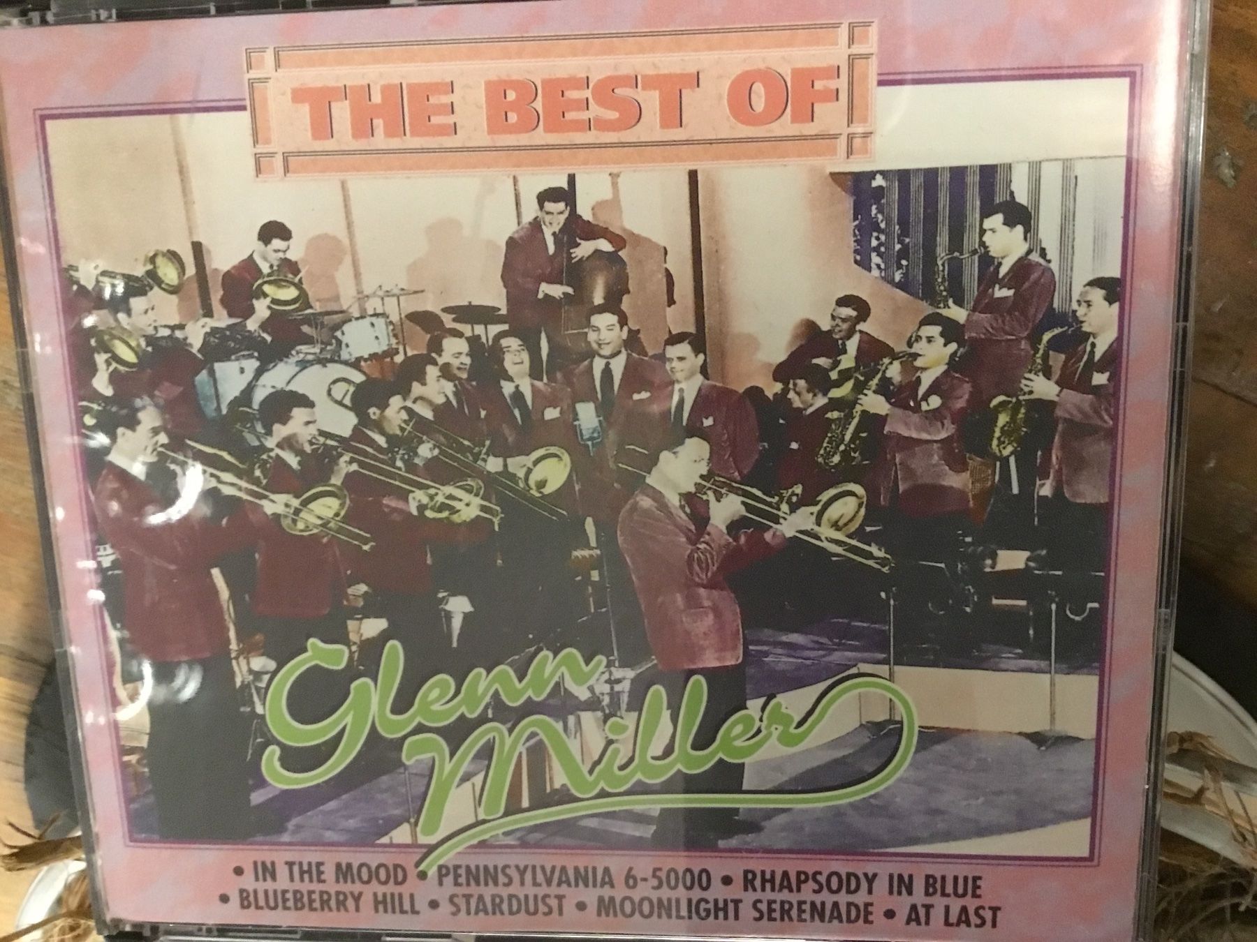 CDs: Glenn Miller - The Best Of - CD -    BOX – Gebraucht aus Thierachern von sweden08