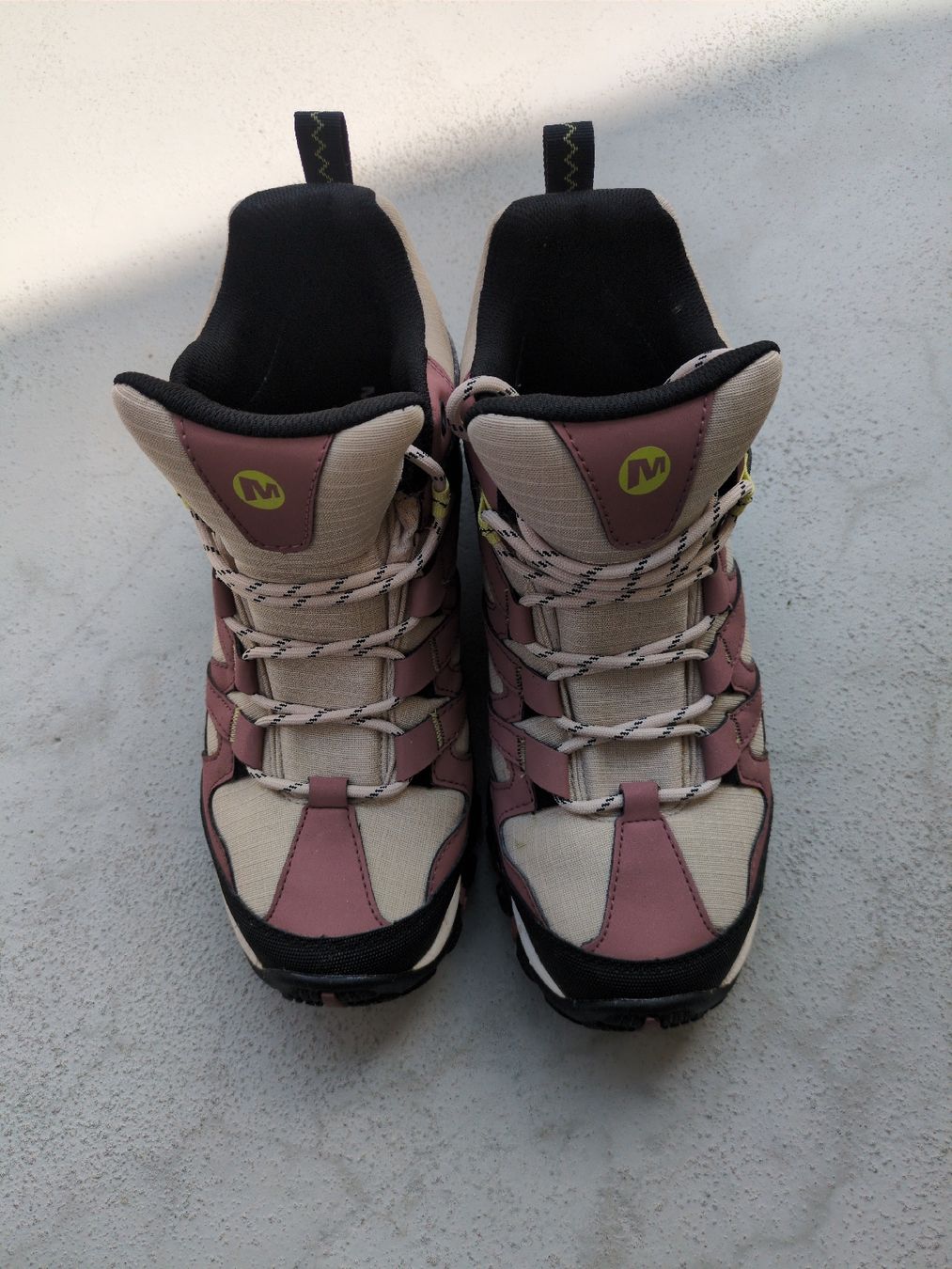 Chaussures femmes: Merrell Wanderschuhe  – D'occasion à Wil / ZH par Tomseymoor