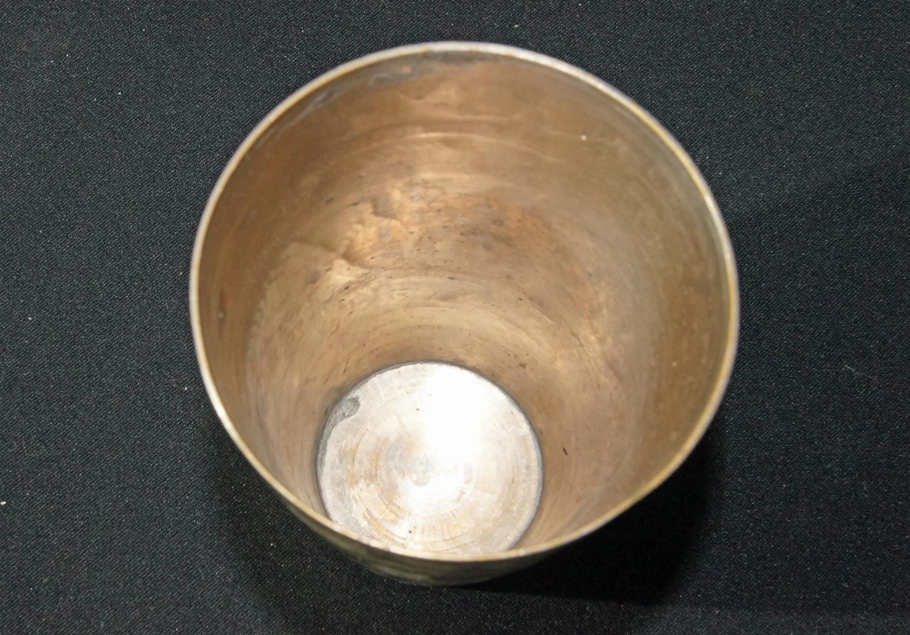 Verres: Alter Lassi-Becher aus Indien – D'occasion à Geroldswil par ARTEFACTO 2