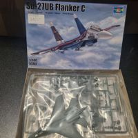 Modellbau Su-27UB Flanker C 1:144 neuwertig