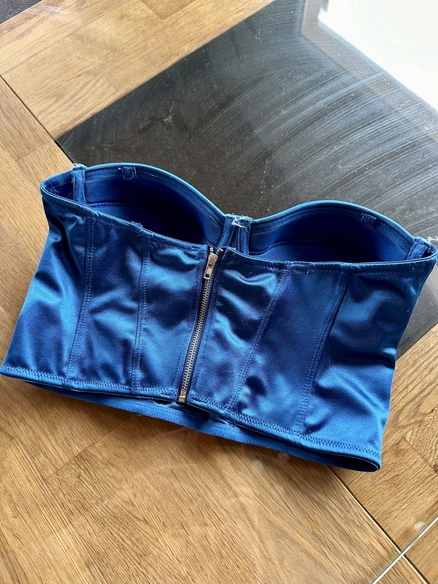 Tops: Bustier bleu zipé Amisu T.S c.neuf – Gebraucht aus Perroy von barballalla 1