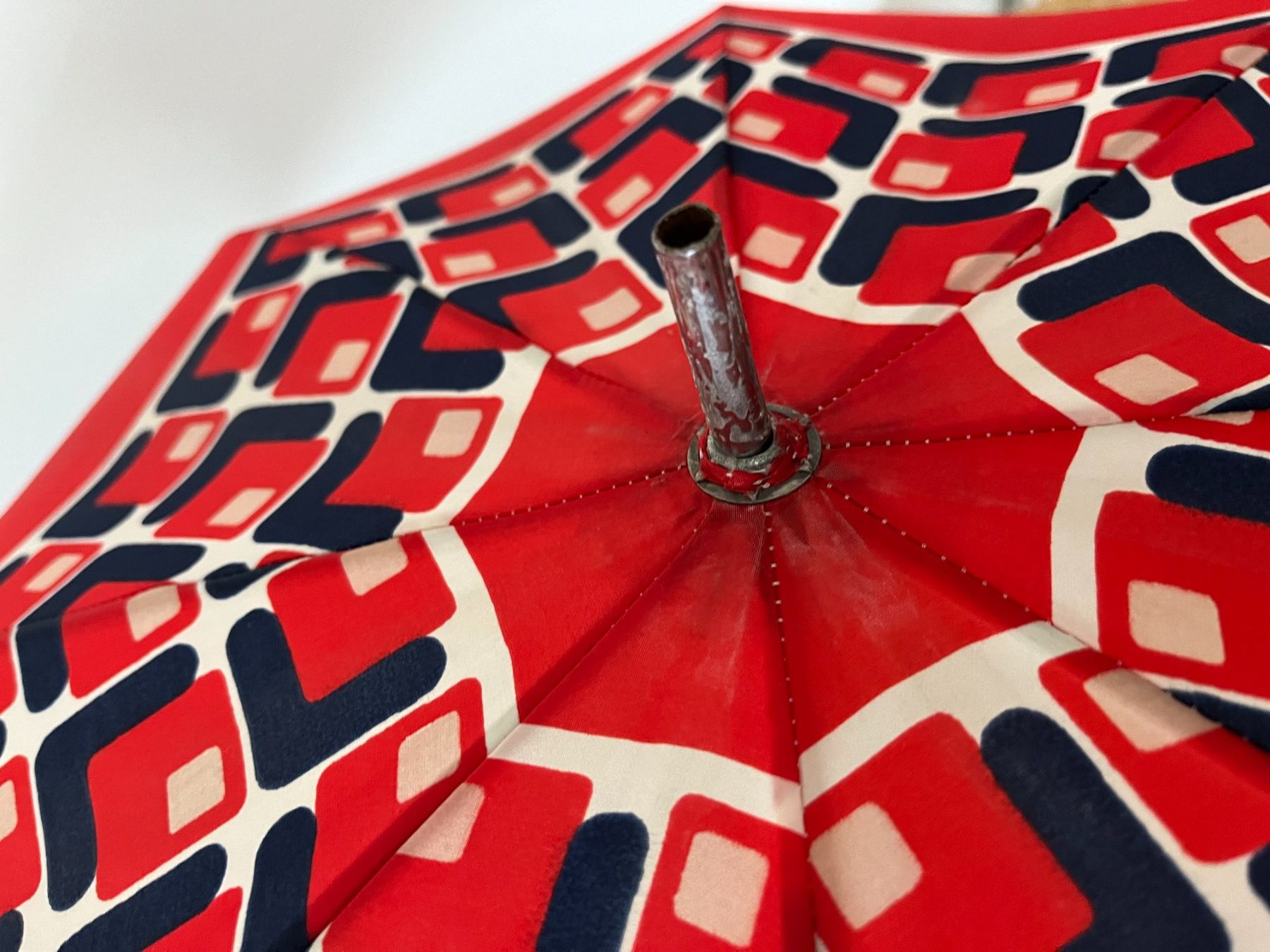 Parapluies: Regenschirm 70er Jahre – D'occasion à Fällanden par iichhalt 1