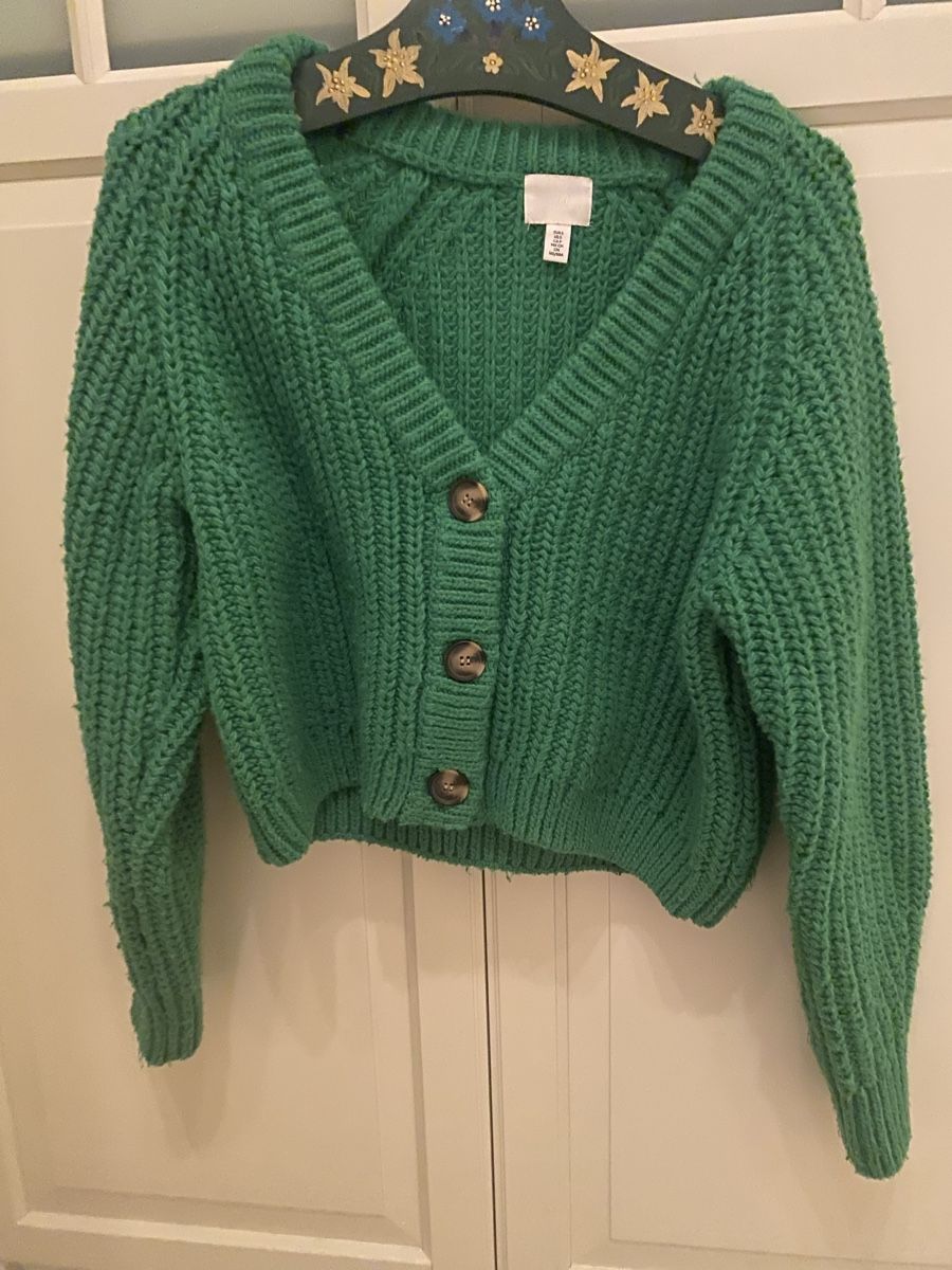 H&M Pullover & Sweatshirts: Grüne Grobstrickjacke – Gebraucht aus Egg b. Zürich von ZeroWaste 1