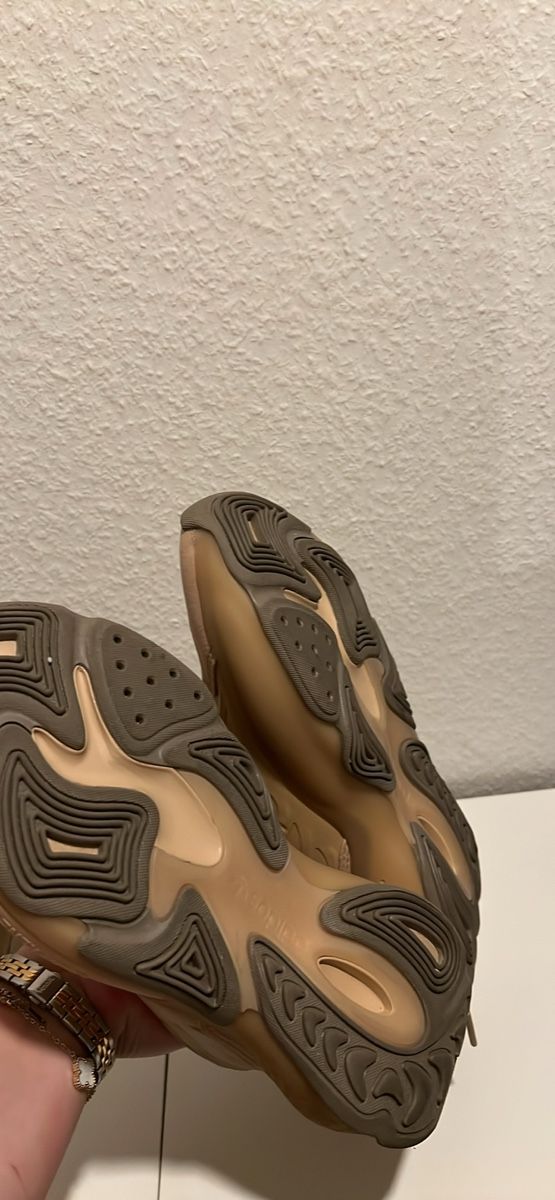 Scarpe da donna: Chaussure adidas – Nuovo (secondo la descrizione) da Neuchâtel venduto da sai_6zhx 1