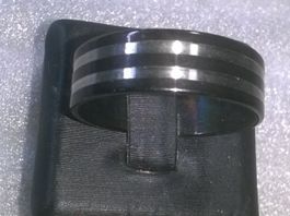 ring edelsthal,,,schwarz und weiss,,,glanzig und matte