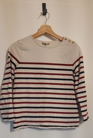 Marinière bleu marine et bordeau de la marque Sézane