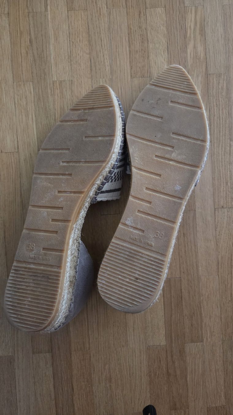 Chaussures femmes: MACARENA Espadrilles Damen Grösse 38 neuwertig – D'occasion à Kriens par Na_Ro 1