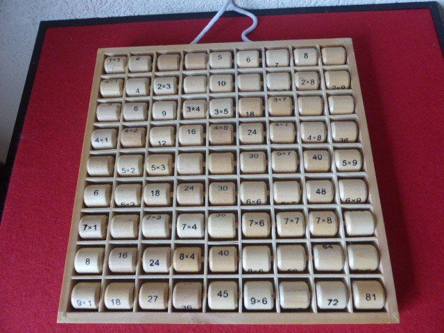 Shut The Box Brettspiel Für 4 Spieler – Holzspiel Mit 8 Würfeln, Mathe-Lernspiel