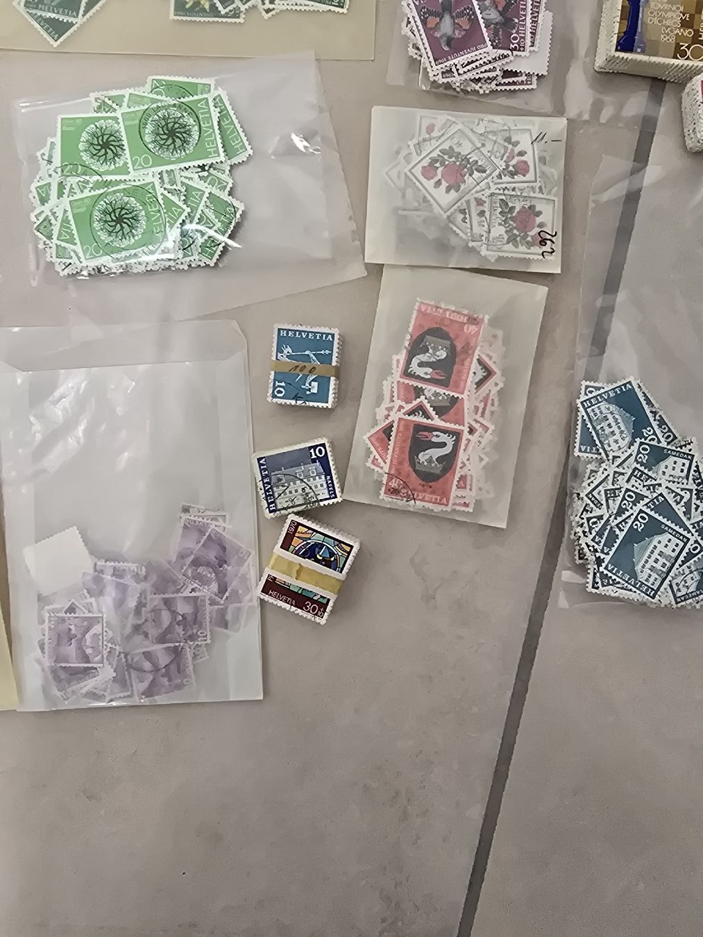 Tutti i francobolli: Briefmarken-Sammlung Schweiz, Top Angebot! – Nuovo (secondo la descrizione) da Uznach venduto da Ardi012 7