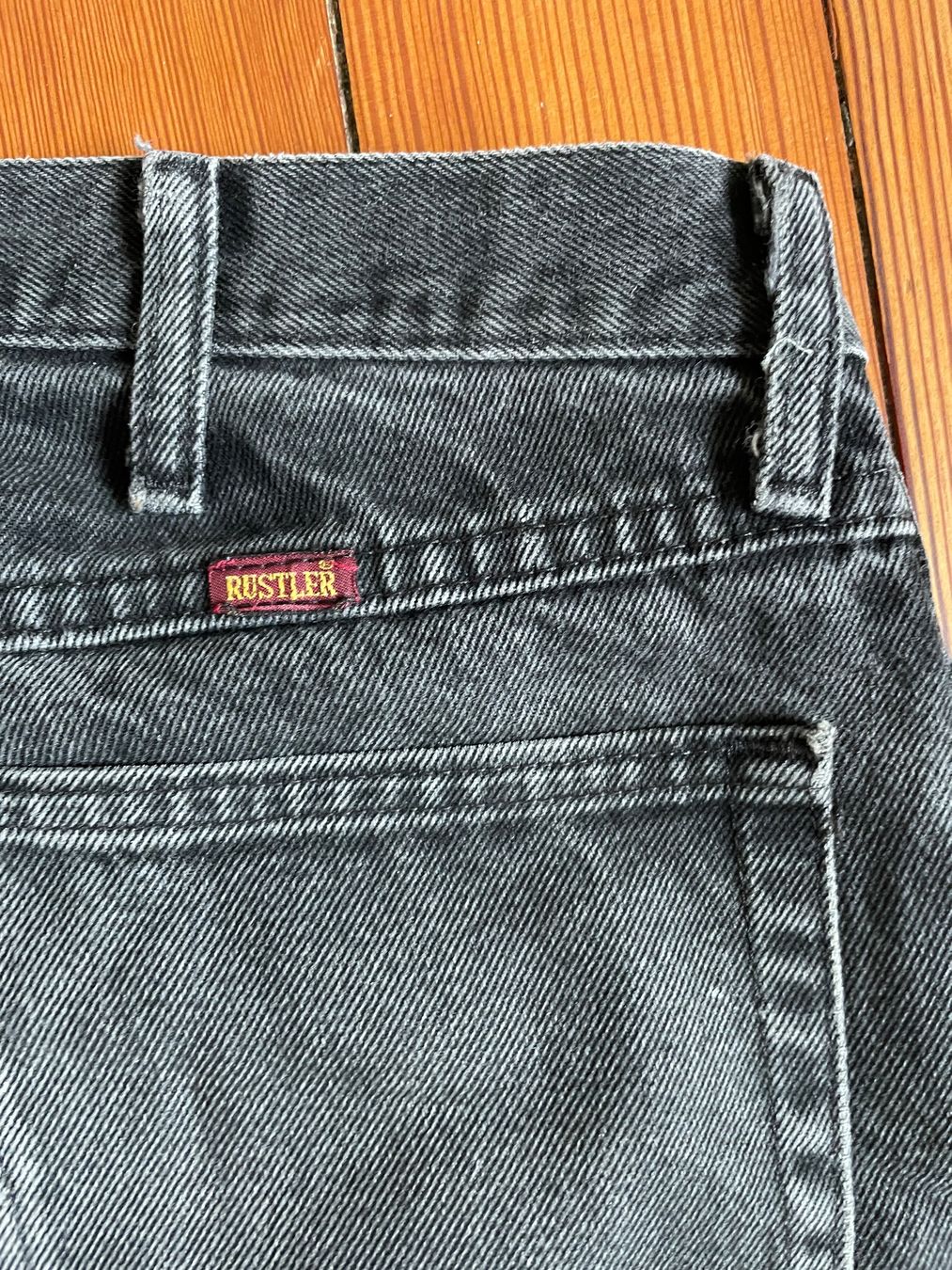Jeans: Vintage Rustler Dark grey Jeans 34 x 32 – Usato da Zürich venduto da lulu_c 1