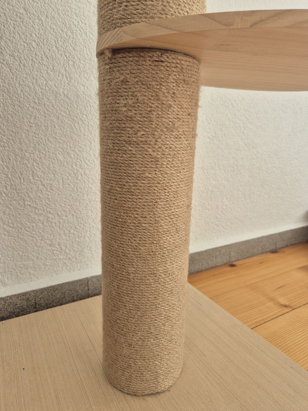 Katzenbaum - Kratzbaum: Katzenbaum – Gebraucht aus Maennedorf von Akkoko 1