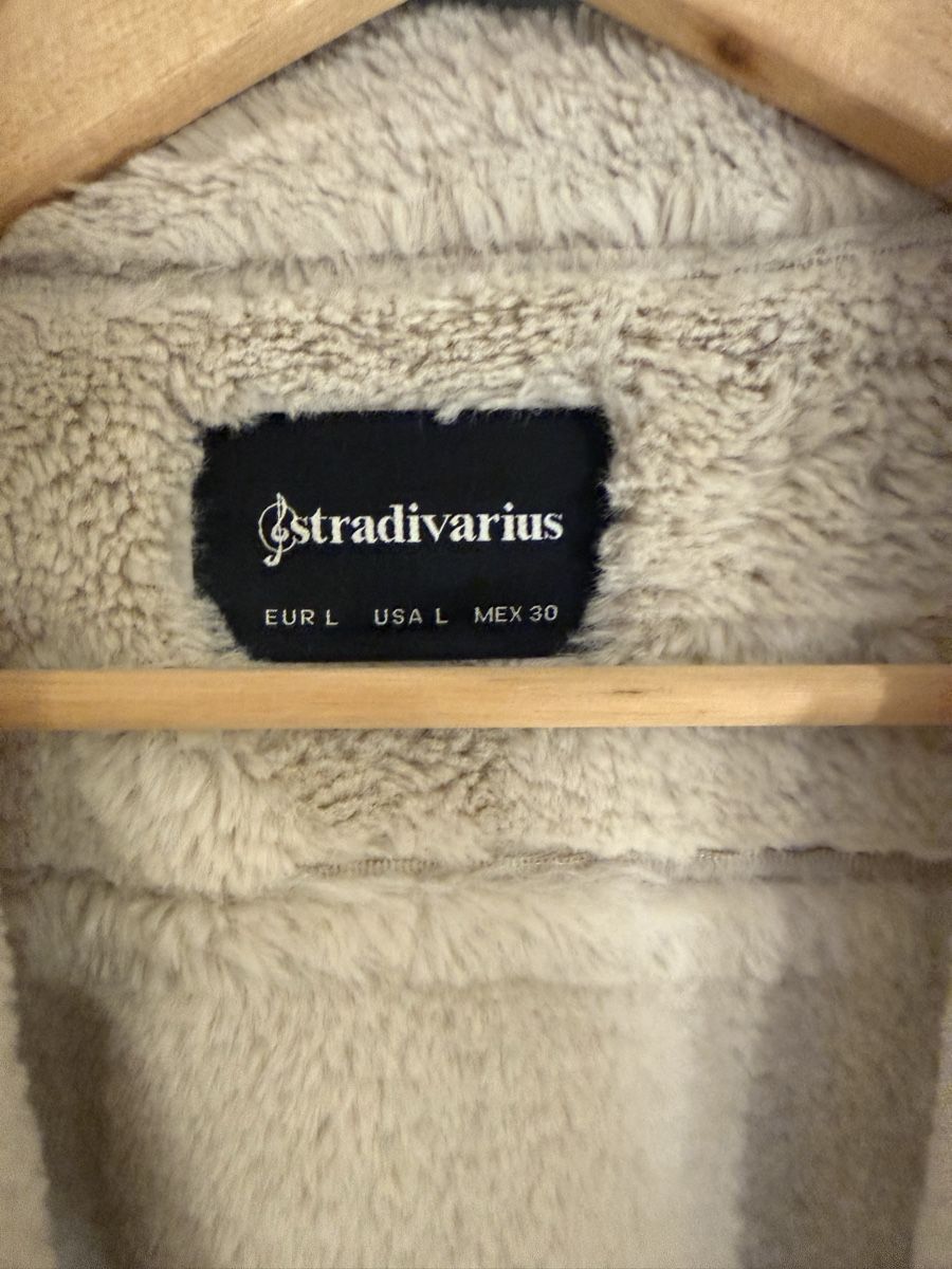 Stradivarius Giacche: Veste d'hiver Stradivarius – Usato da Monthey venduto da iri_9pt5 2