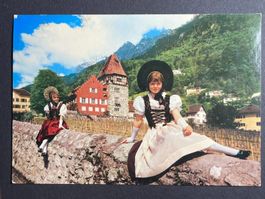 Vaduz - Landestrachten - Rotes Haus