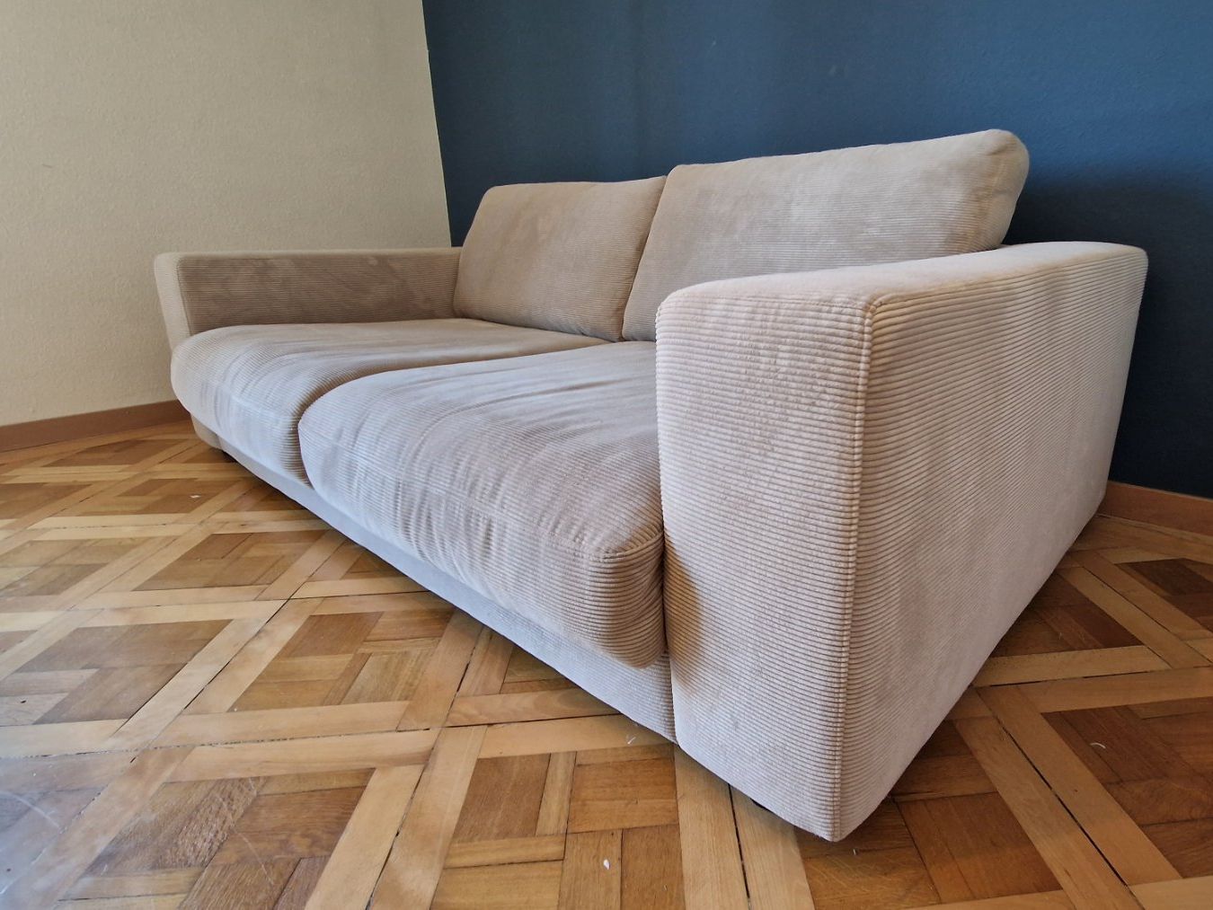 Sofas: Sofa sandgrau aus Cord mit Ersatzbezug – Gebraucht aus Zürich von Primaballerina91 2