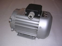 Neuer Drehstrommotor 2 VZA 80 B6
