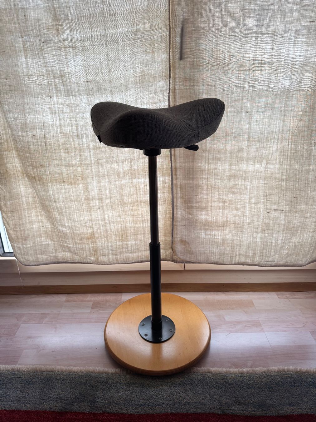 Varier Chaises: Varier Move Stuhl – D'occasion à Zürich par Laurin____ 1
