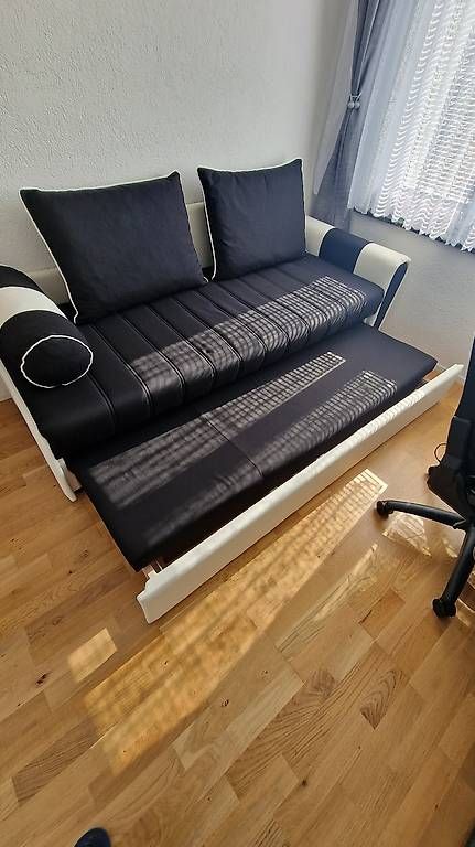 Sofas: Dreisitzer mit Bett Funktion  – Gebraucht aus Egerkingen von Sanel07 1