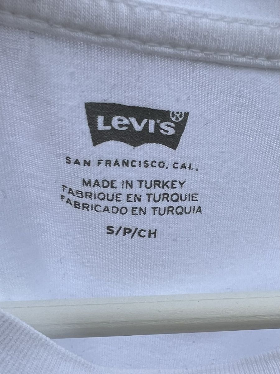 Levi's T-shirt: Levis T-Shirt – Nuovo (secondo la descrizione) da Frümsen venduto da laura002 2