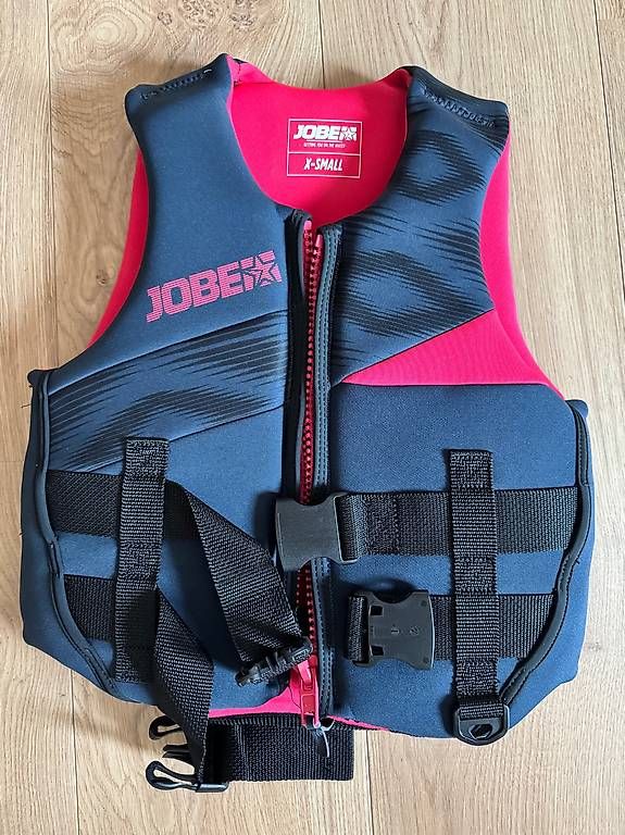 Schwimmwesten: Gilet de flottaison XS <40kg  – Gebraucht aus Ecublens VD von mc4940711