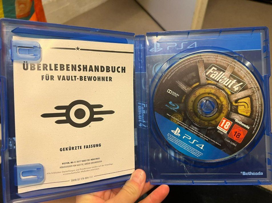 Sony Spiele: PS4 3er Bundle: DOOM + Wolfenstein + Fallout 4 | UNCUT | OVP – Gebraucht aus Veltheim AG von Nadine_VS 1