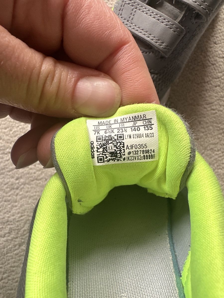 Adidas Scarpe da uomo: Adidas sneakers Size 23,5 – Usato da Zermatt venduto da katytesunshine 2