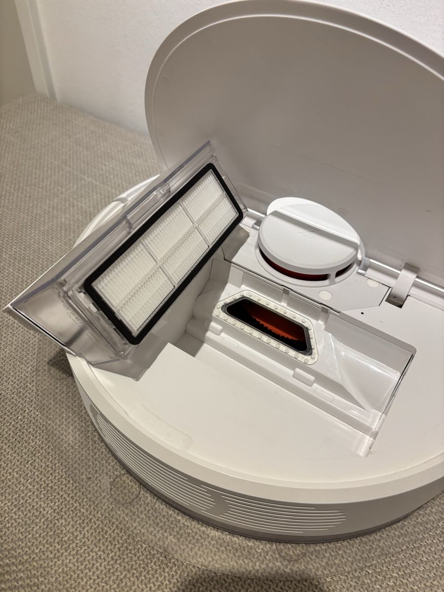 Roborock Aspirapolveri & Accessori: Roborock S6 Staubsauger + Wischer weiss – Usato da Bottmingen venduto da ana_5hrv 3