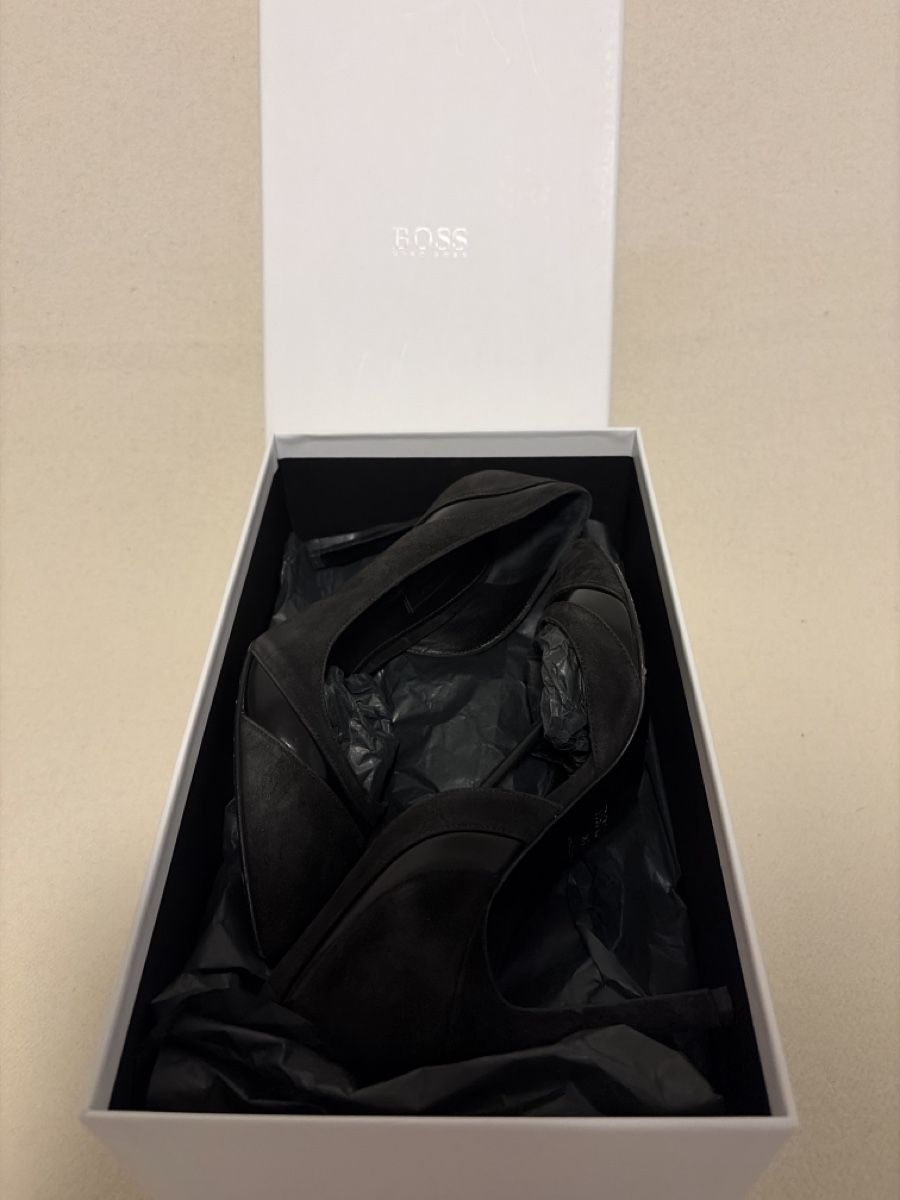 Hugo Boss Damenschuhe: Hugo Boss Pumps Grösse 37 Originalverpackt – Neu (gemäss Beschreibung) aus Basel von vitaminka 7