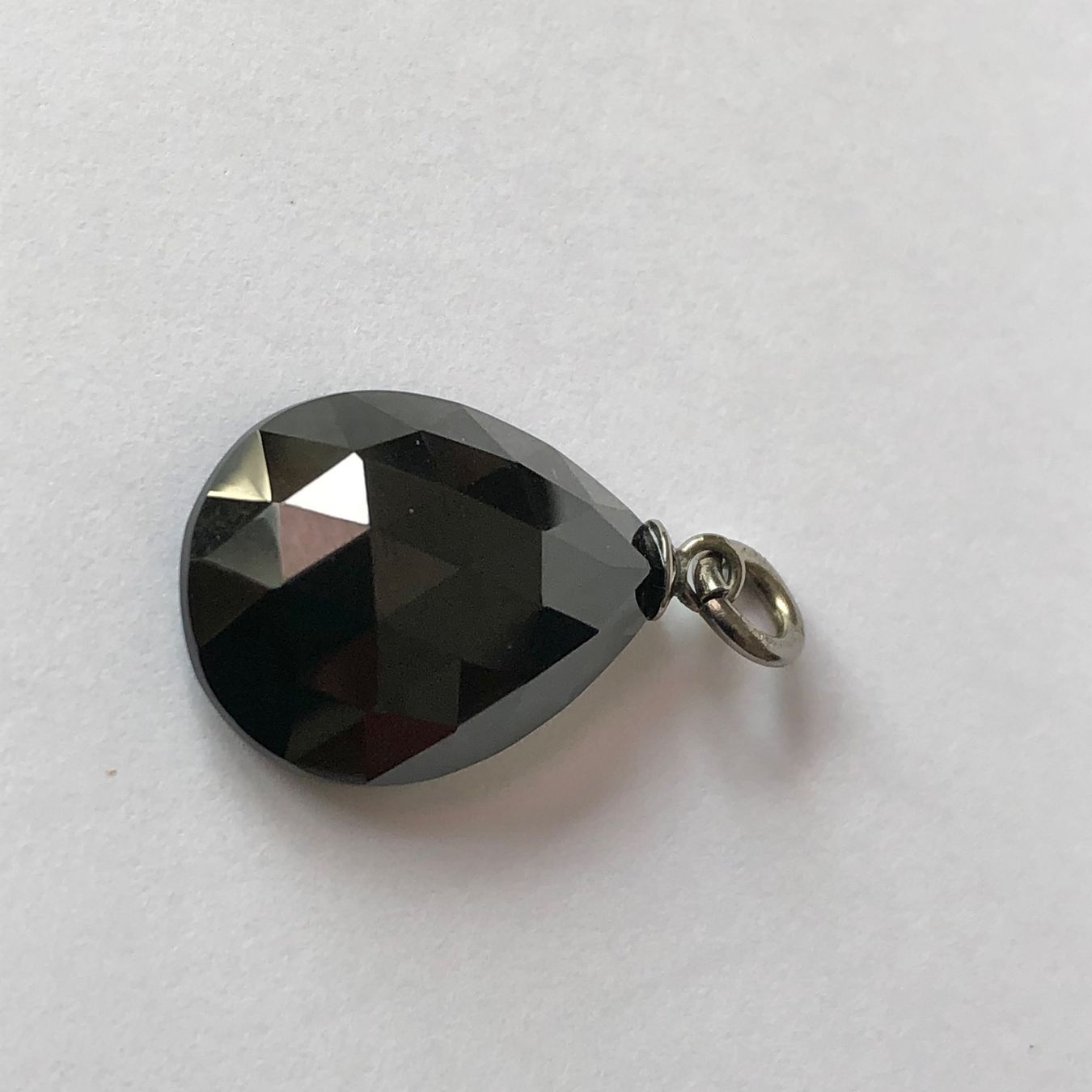 Pendentifs: Echtem Spinell Schwarz – D'occasion à Brugg AG par lau_9rvy 2