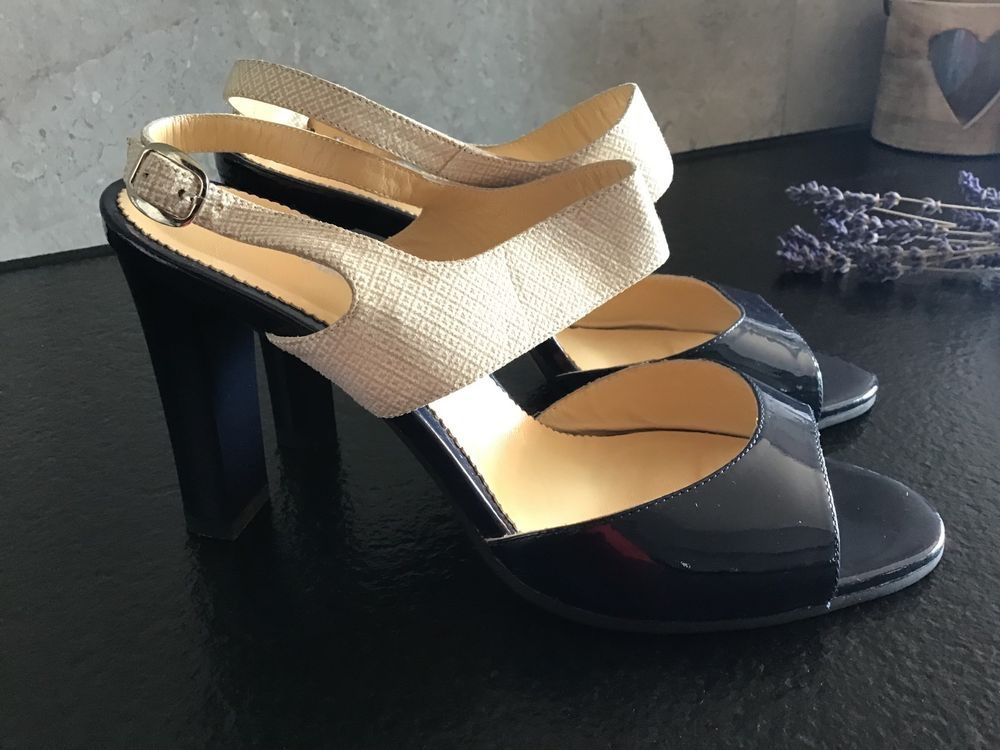Chaussures femmes: Sandales femmes – D'occasion à Neuchâtel par sta_7qfy 3