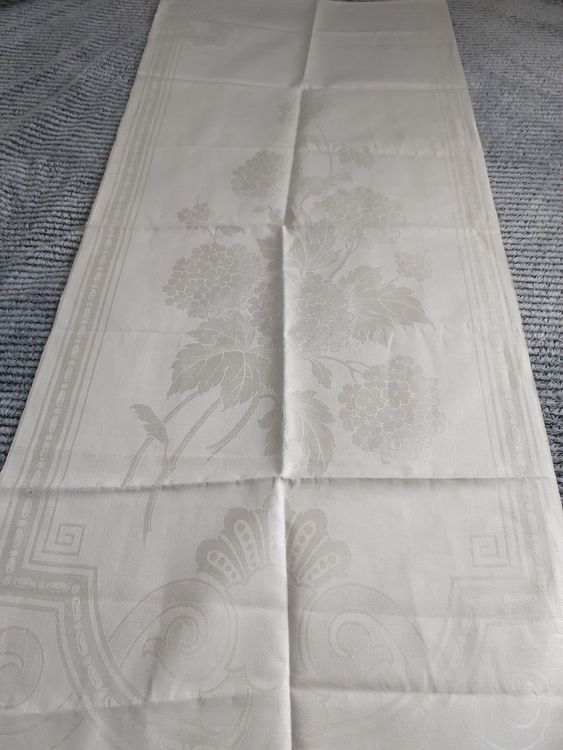 Tischläufer Hortensien Design – 84 X 122 Cm, 100% Polyester, Waschbar